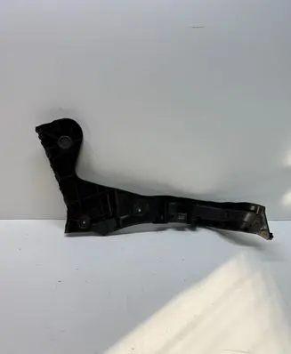Audi Q3 F3 Bumper support mounting bracket corner 83F807454 A113261 AU3261U4