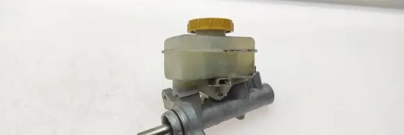Subaru Legacy Master brake cylinder