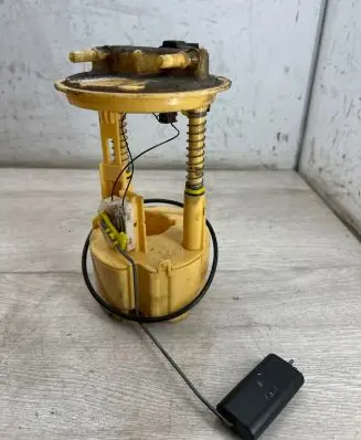 Renault Clio III Fuel level sensor 