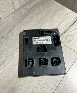 Audi Q5 SQ5 Comfort/convenience module 8K0907063D 05022001 F005V00749