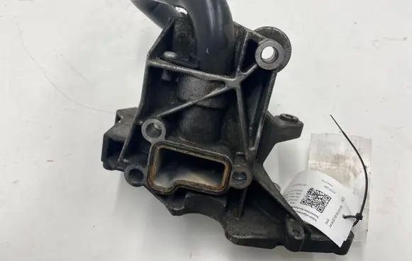 Audi A4 S4 B7 8E 8H Power steering pump mounting bracket 059145169AA