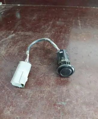 KIA Carnival Rear parking sensor holder (PDC) 0K58A677P2
