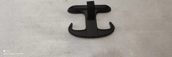 Audi A7 S7 4G Tie down hook / loop 4G5867615