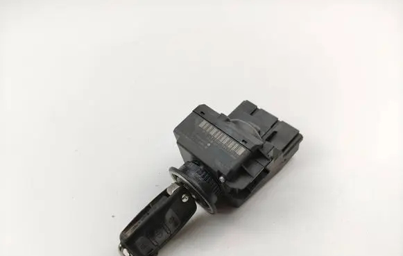 Volkswagen Crafter Ignition lock 9065452608