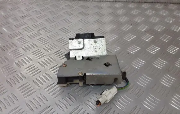 Ford Mondeo Mk III Tailgate/trunk/boot lock/catch/latch