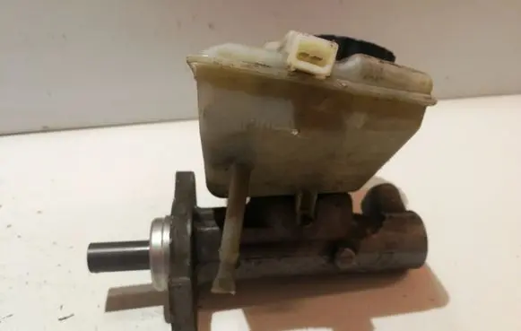 Volvo S80 Master brake cylinder 8646006