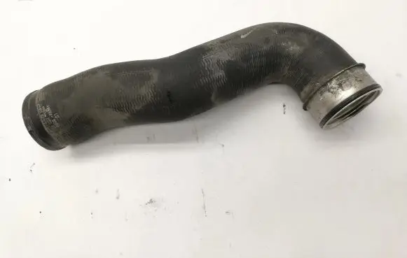 Mercedes-Benz GL X164 Intercooler hose/pipe A1645280382
