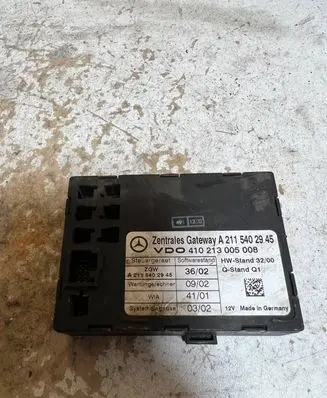 Mercedes-Benz E W211 Gateway control module A2115402945 410213005008