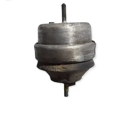 Volkswagen PASSAT B5.5 Engine mount bracket