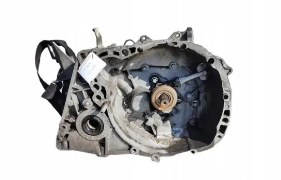 Manual 5 speed gearbox