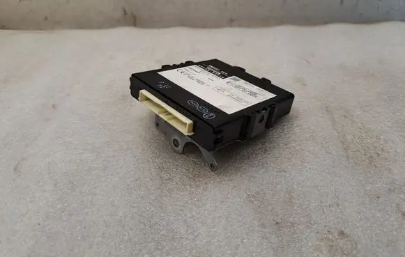 Toyota Auris 150 Keyless (KESSY) go control unit/module MB2325002333 8999002010