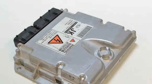 Subaru Outback Engine control unit/module 2758007494