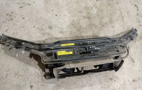Volvo V70 Top upper radiator support slam panel 9454292
