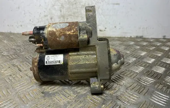 Nissan Qashqai Starter motor 233006662R