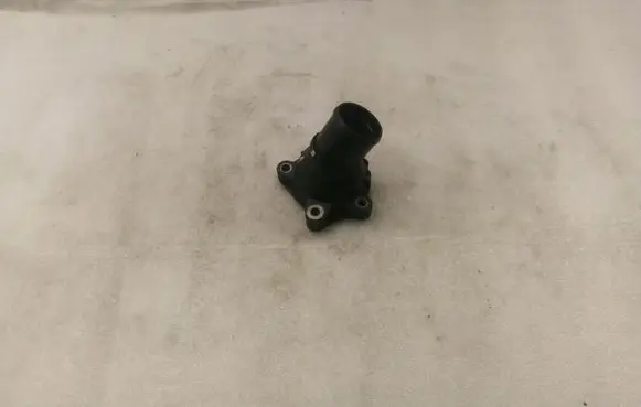 Toyota Corolla Verso AR10 Thermostat housing 163210R011