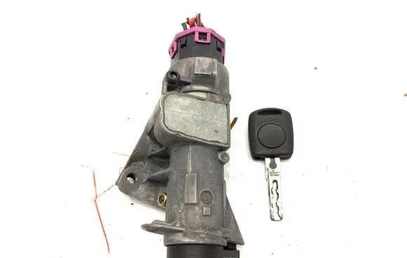 Skoda Octavia Mk1 (1U) Ignition lock