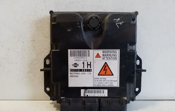 Nissan Pathfinder R51 Engine control unit/module 23710EB31A