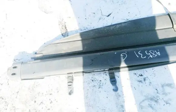 Parcel shelf