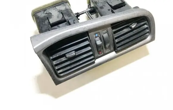 Nissan Primera Dash center air vent grill 687512f900