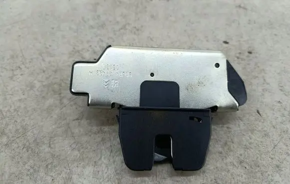 Citroen DS3 Tailgate lock latch 9151487499H