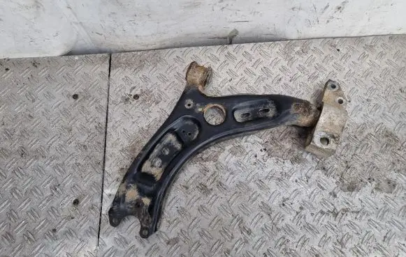 Volkswagen Golf VI Front lower control arm/wishbone
