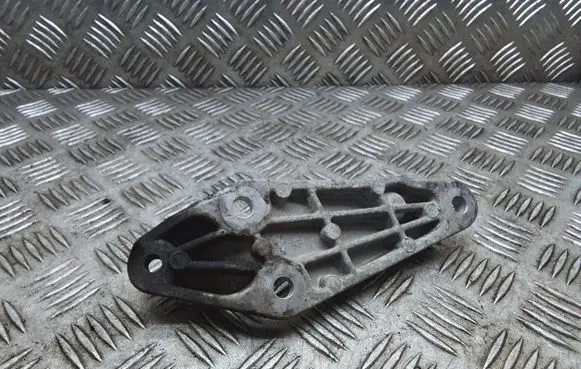 Mini Cooper Countryman R60 Engine mounting bracket 7812623 11117812623