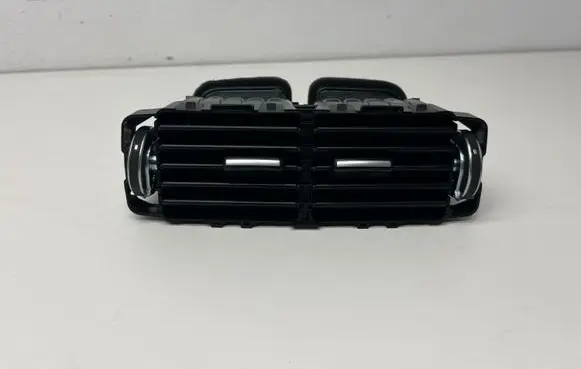 Land Rover Discovery Sport Rear air vent grill GJ32014A22AA GX63014A22AB