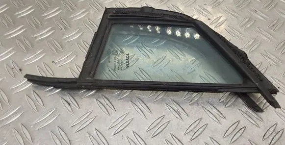 Toyota Yaris Front door vent window glass four-door 43R00097