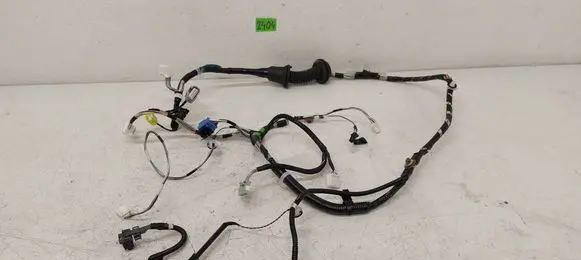 Toyota RAV 4 (XA50) Front door wiring loom 8215242L10