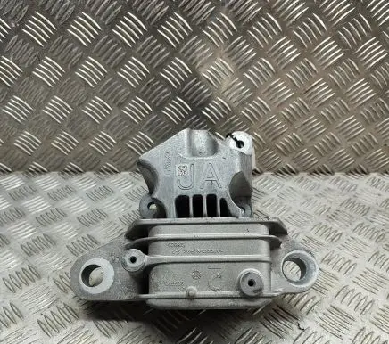 Ford Focus Engine mount bracket JX617M121AE