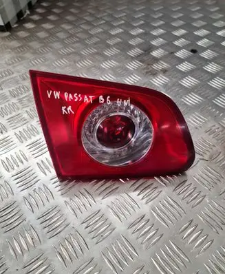 Volkswagen PASSAT B6 Tailgate rear/tail lights 3C9945093