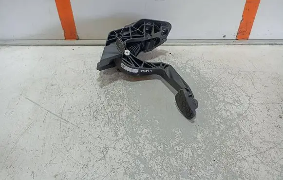 Ford Puma Clutch pedal H1BC7B633C1G