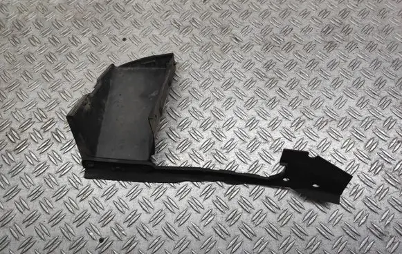 Ford Focus Air intake duct part 99438111AF ST69 H907F