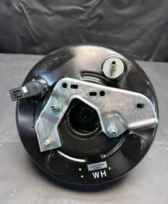 Toyota Hilux VIII Brake booster 13101025540 5C00651 8942171040