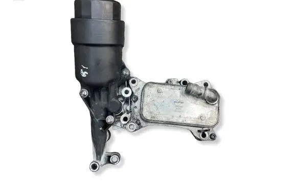 Mercedes-Benz E W212 Oil filter mounting bracket 2002300