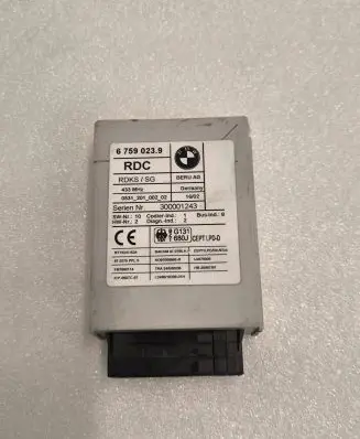 BMW X5 E53 Tire pressure control unit 67590239 300001243 053120100202