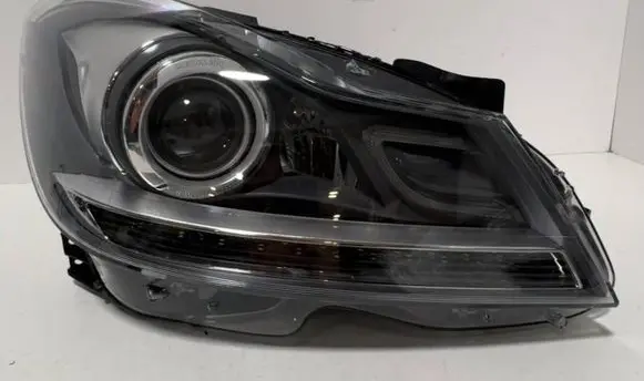 Mercedes-Benz C AMG W204 Headlight/headlamp 030127028204 A2048204439 LE09A6220