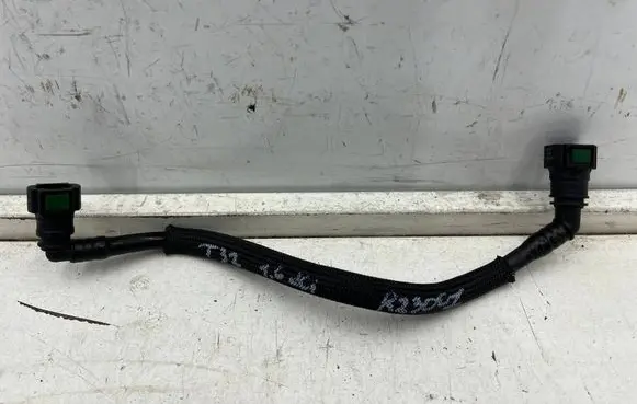 Nissan Rogue Fuel line pipe