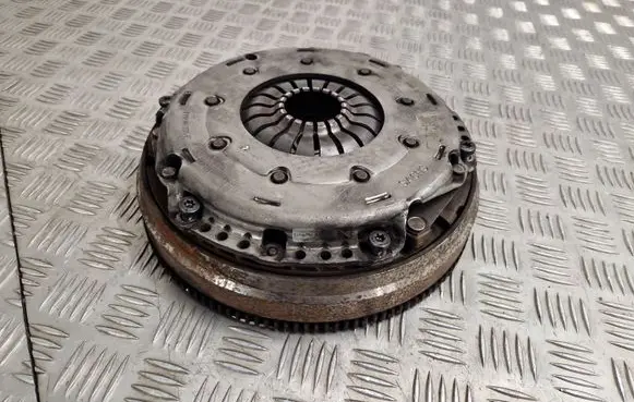 Peugeot RCZ Clutch set kit 3082001569 1878006278 300617