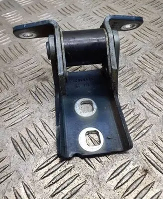 Opel Meriva B Front door upper hinge