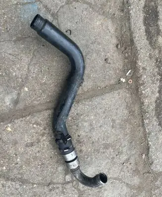 Volvo V50 Intercooler hose/pipe