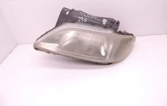 Citroen Xsara Headlight/headlamp D236