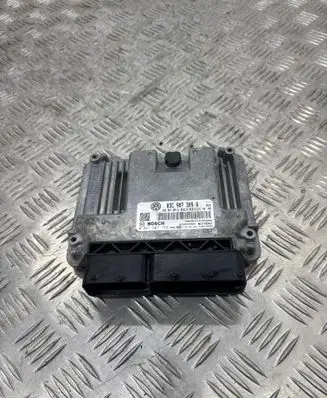 Volkswagen Tiguan Engine control unit/module 03C907309Q 0261S07732