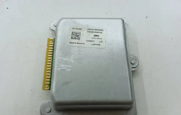 Opel Mokka B LED ballast control module B19994202G 0615040100