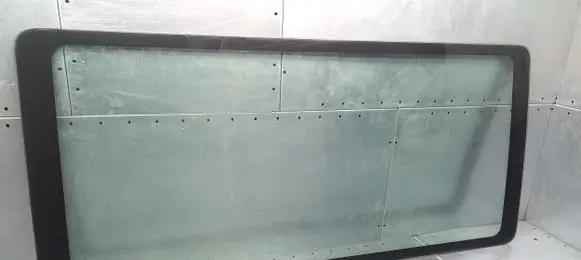 Volkswagen Transporter - Caravelle T4 Rear side window