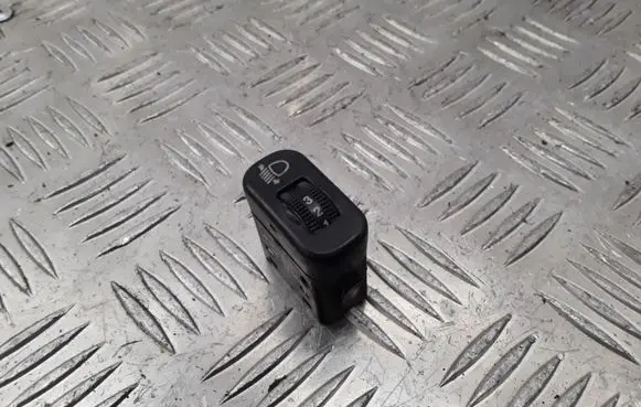 Mercedes-Benz Sprinter W901 W902 W903 W904 Headlight level height control switch 0005444831