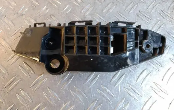 Toyota RAV 4 (XA50) Front bumper mounting bracket 5253642080