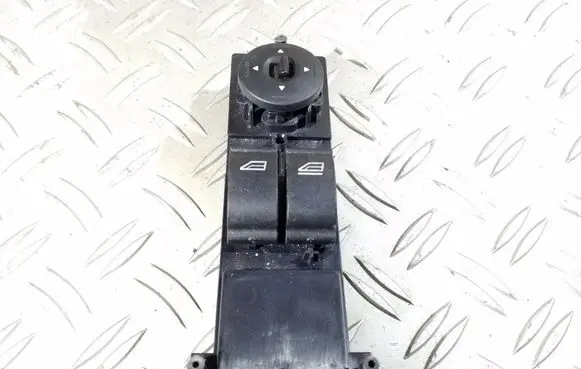Ford Focus Electric window control switch 3M5T14529DE 03168053