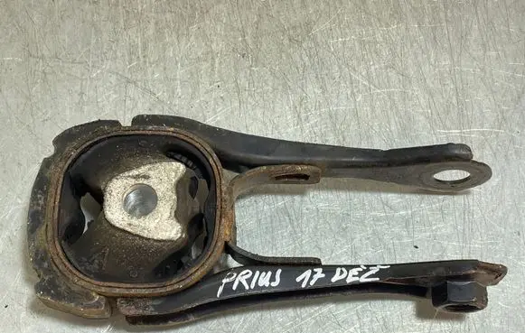 Toyota Prius (XW50) Gearbox mount