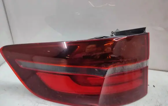 Rear/tail lights